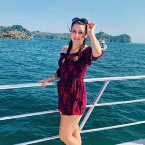 Meet your Posher, Kara